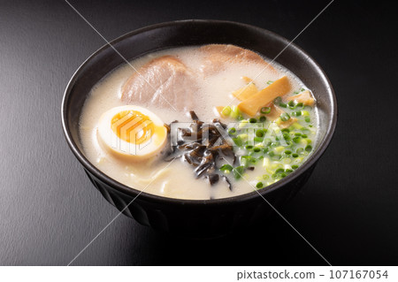 Tonkotsu Ramen Tonkotsu Ramen 107167054