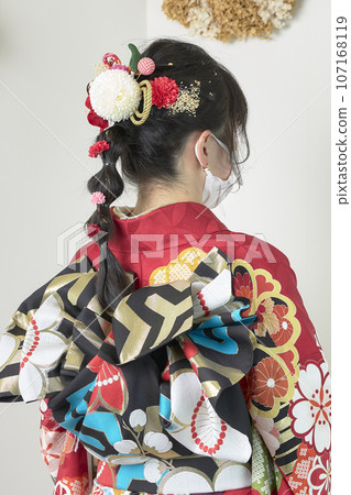 穿和服的女孩 107168119