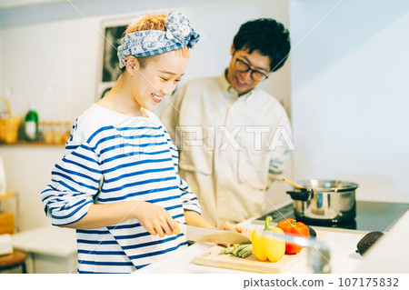 情侶煮飯（情侶） 107175832