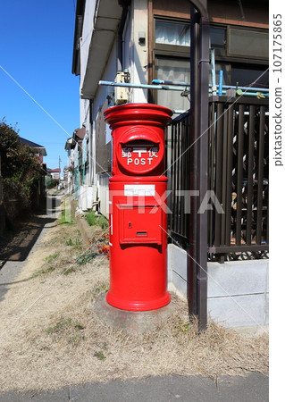 帶有圓形郵箱的茨城龍崎風景（舊大德商店） 107175865