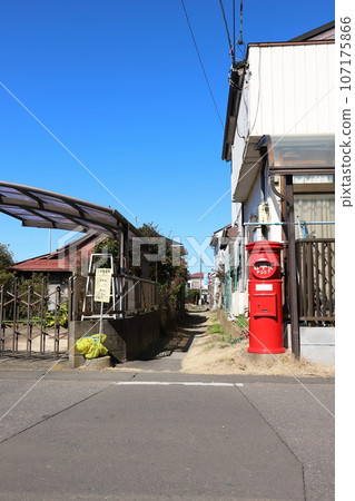 帶有圓形郵箱的茨城龍崎風景（舊大德商店） 107175866