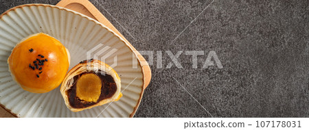 中秋節 月餅 蛋黃酥 中秋 Mid-Autumn Festival Moon cake げっぺい 中秋節 月餅 蛋黃酥 中秋 Mid-Autumn Festival Moon cake げっぺい 107178031