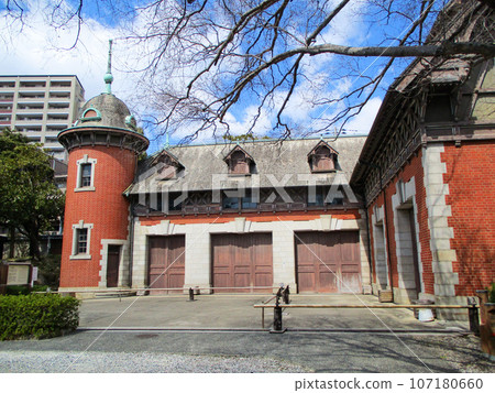 神戶相樂園中殘留的舊小寺家馬厩 神戶相樂園中殘留的舊小寺家馬厩 107180660