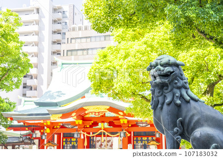 五靈神社正殿及青銅守護犬（大阪市中央區淡路町） 107183032