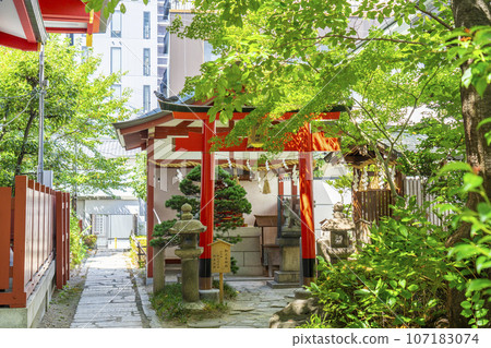 Goryo Shrine Matsunoki Shrine Daikokusha (Awajicho, Chuo Ward, Osaka City) 107183074