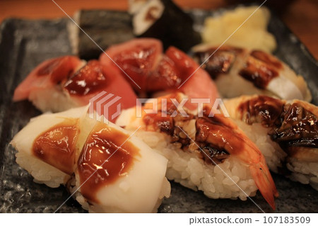 山梨特產:甲州壽司佐甜醬 山梨特產:甲州壽司佐甜醬 107183509