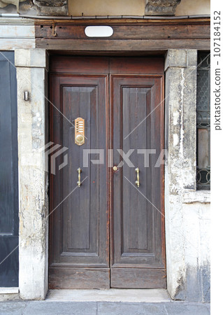 Door in Venice Door in Venice 107184152