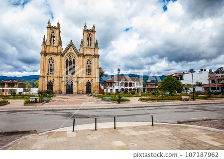 Historical Minor Basilica of Our Lady of the Snows at the central square of the small town of Firavitoba located in the region of Boyaca in Colombia 107187962