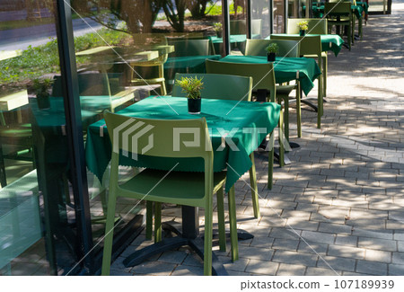 Street Restaurant Table, Empty Cafe Tables, Bar Terrace, Outdoor Restaurants, Outside Trattoria 107189939