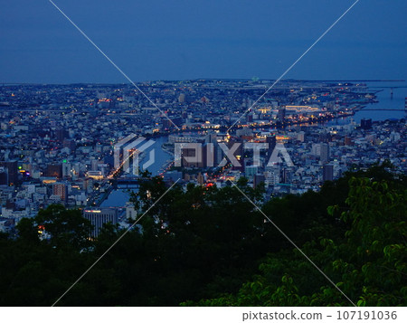 Dusk view of Tokushima city from the summit of Bizan Ropeway 107191036