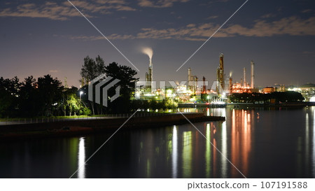 三重縣四日市市的工廠夜景 107191588