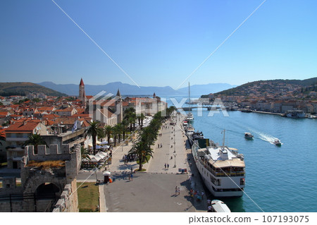Croatia's World Heritage Site, the Adriatic Island of Trogir, the cityscape seen from the Kamerlengo Fortress on the western tip of the island 107193075