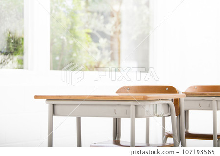 學校課桌圖片 107193565