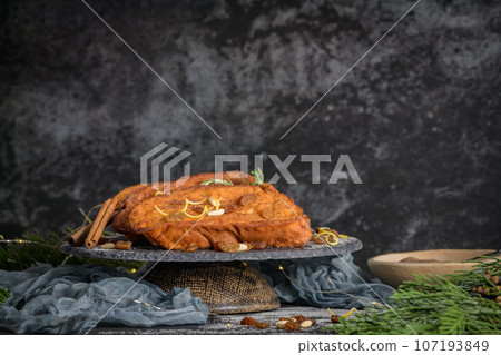 Traditional Christmas Rabanadas 107193849