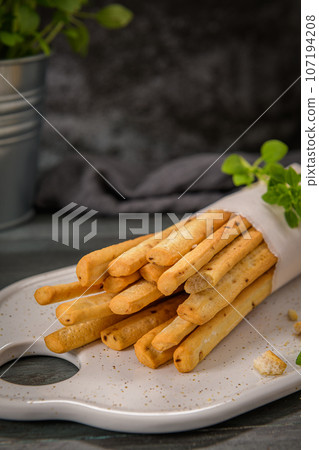 Grissini bread sticks Grissini bread sticks 107194208