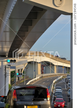 [Aichi Prefecture] Nagoya cityscape Moriyama Ward Miyamaebashi and Nagoya Guideway Bus elevated bridge 107194548