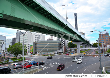 [愛知縣] 名古屋市容 中區鶴舞公園前十字路口及名古屋高速公路 107196086
