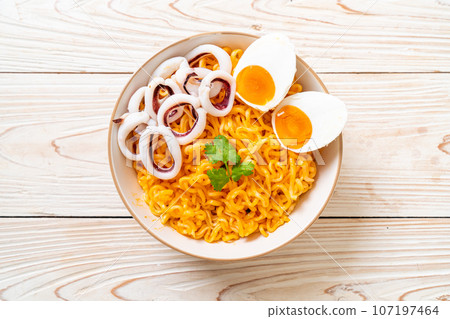instant noodles salt egg flavour with squid or octopus instant noodles salt egg flavour with squid or octopus 107197464