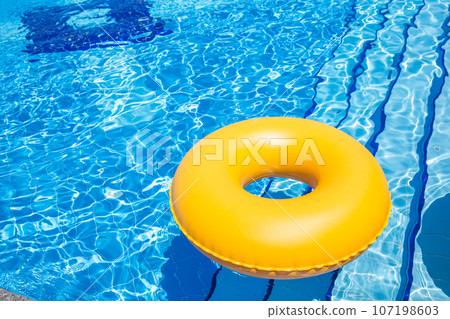 Swimming Pool yellow Inner Tube i pool 107198603