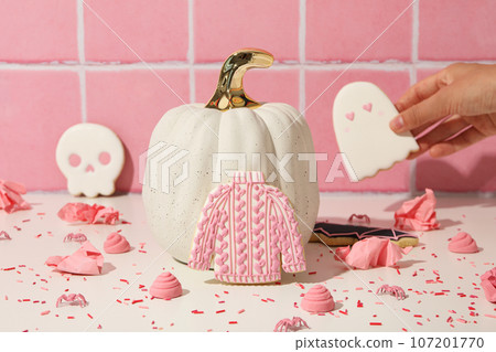 Cookies with a white pumpkin for Halloween Cookies with a white pumpkin for Halloween 107201770