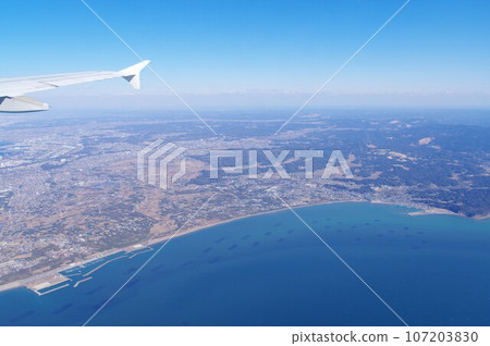 從千葉縣富津市到木更津市的關東地區，從飛機上看到的景色 2023-02-21 107203830
