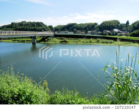 Landscape of Koshi River, Shisui-cho, Kikuchi City, Kumamoto Prefecture 107210147