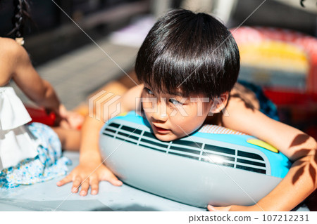 水池 兒童 孩子 107212231