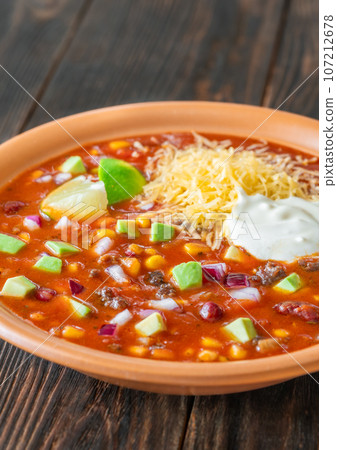 Bowl of taco soup 107212678