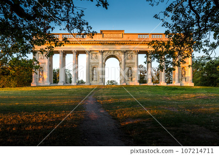 Colonnade on Reistna Colonnade on Reistna 107214711