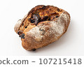 Pain de campagne with figs on white background 107215418