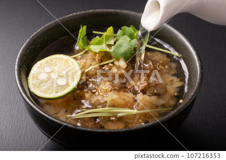 舞茸蘑菇飯佐高湯茶泡飯 舞茸蘑菇飯佐高湯茶泡飯 107216353