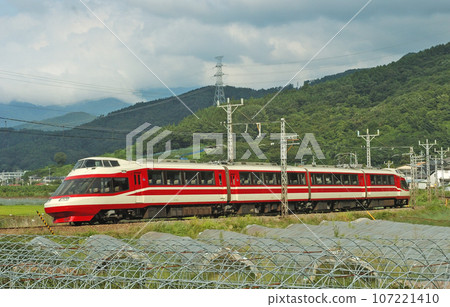 長野電鐵1000系列S2編組Yukemuri 107221410