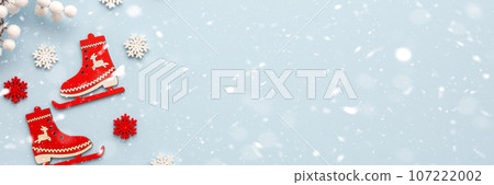 Ice skates with white and red snowflakes 107222002