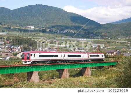 長野線2100系列 107225019