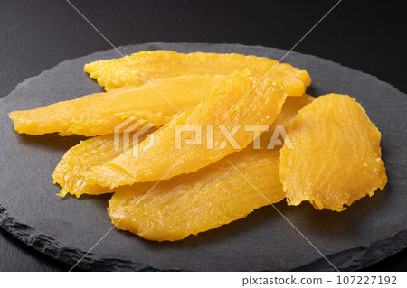 Dried sweet potatoes (silk sweet from Miyagi prefecture) 107227192