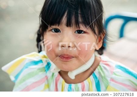 child, kid, girl 107227618