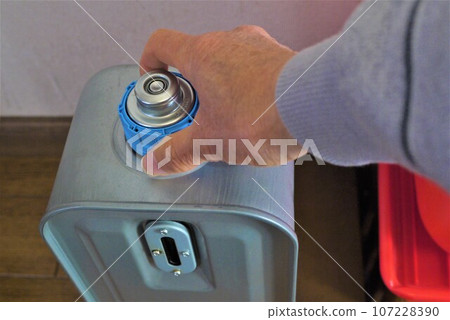 Refueling is a little troublesome, but the oil stove is warm. Don't forget to prepare kerosene. Refueling is a little troublesome, but the oil stove is warm. Don't forget to prepare kerosene. 107228390