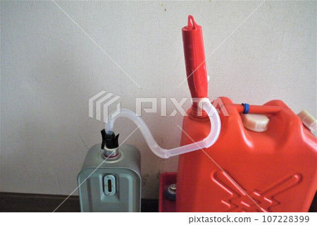 加油有點麻煩，不過油爐很暖。別忘了準備煤油。 107228399