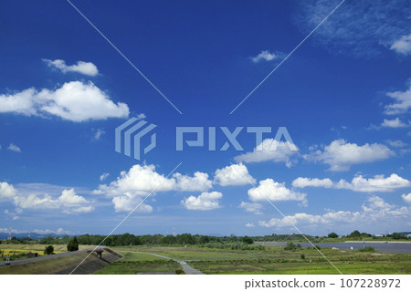 image of sky and earth 107228972