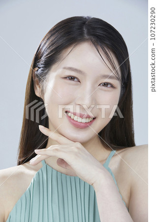 beauty concept photo of korean asain beautiful woman with cosmetic 107230290