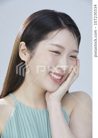 beauty concept photo of korean asain beautiful woman with cosmetic 107230334