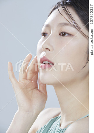 beauty concept photo of korean asain beautiful woman with cosmetic 107230337
