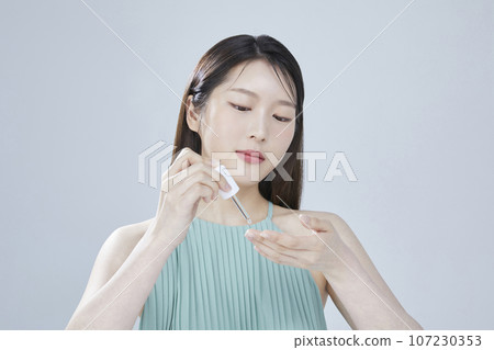 beauty concept photo of korean asain beautiful woman with cosmetic 107230353