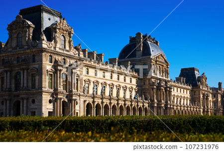 Louvre palace building Louvre palace building 107231976