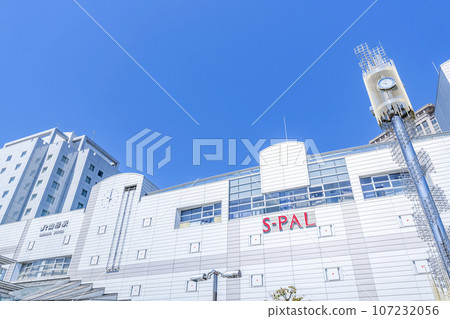 Yamagata City, Yamagata Prefecture, JR Yamagata Station (East Exit) in fine weather 107232056