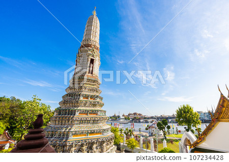 Thailand's Temple of Dawn, Wat Arun (Photographed in 2023) 107234428
