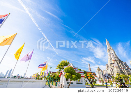 Thailand's Temple of Dawn, Wat Arun (Photographed in 2023) 107234449