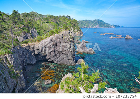 [Aomi Island Nature Research Trail] Shizuura, Senzaki, Nagato City, Yamaguchi Prefecture 107235754
