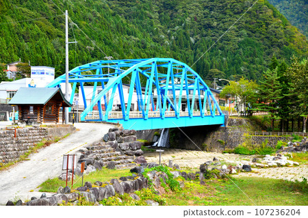 寶橋/從蒲田川（洞谷橋）上游眺望（岐阜縣高山市） [2023.9] 107236204