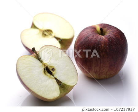 秋季水果之王蘋果蘋果（白底、白底） 107237937